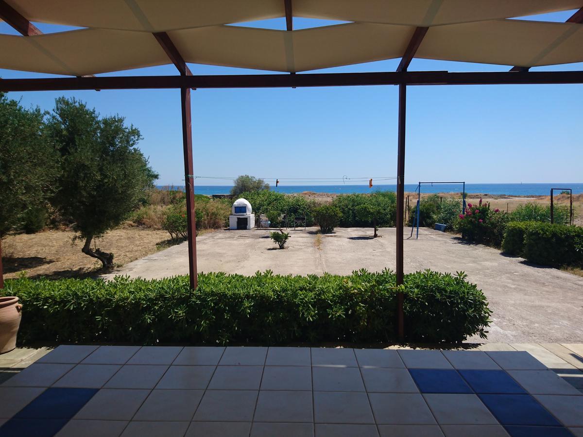 Afantou Beach House 科林比亚 外观 照片